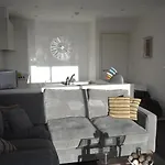 Liverpool City Apartment